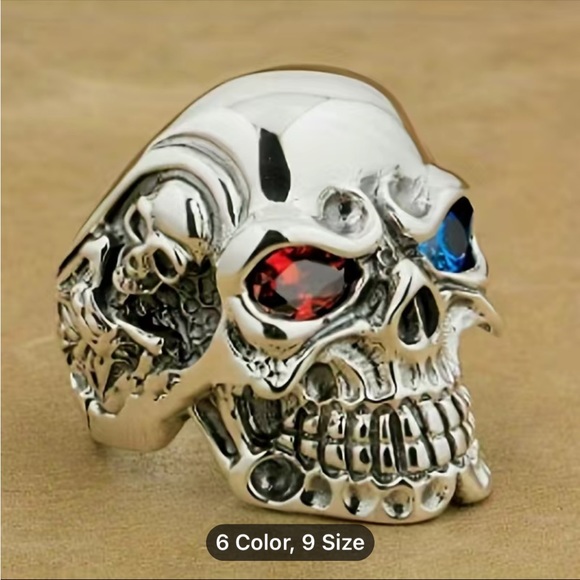 SKULL RINGS - Picture 3 of 10